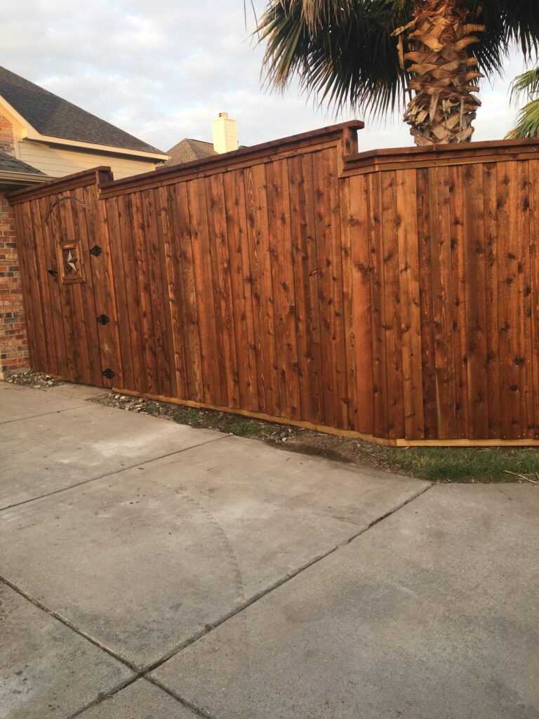 Dallas Fence Companies | Fence Replacement | Board on Board Fence Dallas
